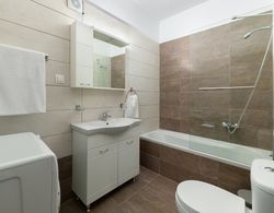 Kolymbia Dreams Luxury Apartment 102 With Terrace Private Pool Banyo Özellikleri