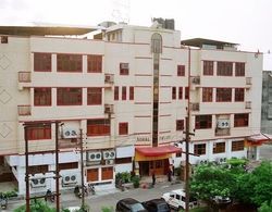 Hotel Krishna Sagar Öne Çıkan Resim