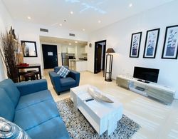 KTH - Modern 1BR apartment Dubai Marina Oda Düzeni