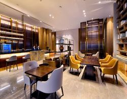 KuanRong Luxury Suites Hotel - Daping Times Square Yerinde Yemek