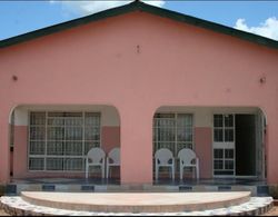 Kwesu Guest House Dış Mekan