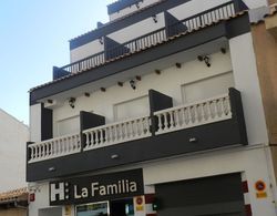 Hotel La Familia Dış Mekan