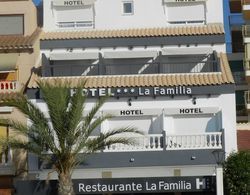 Hotel La Familia Öne Çıkan Resim