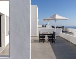 La Maltese Villas Santorini Oda Düzeni