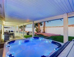 LA Mirada Modern Luxury Pool Retreat - Full Kitchen Jacuzzi 4 Bedrooms Trails Parks Oda