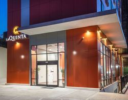 La Quinta Inn and Suites by Wyndham Long Island City Dış Mekan
