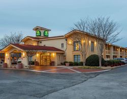 La Quinta Inn by Wyndham Huntsville Research Park Dış Mekan