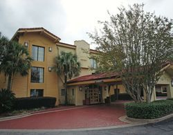 La Quinta Inn by Wyndham Pensacola Dış Mekan