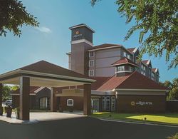 La Quinta Inn & Suites Atlanta Alpharetta Genel