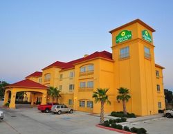 La Quinta Inn & Suites Brookshire Genel