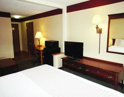 La Quinta Inn & Suites Burlington Genel