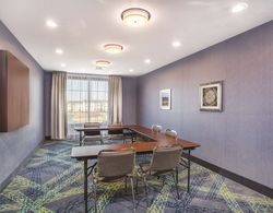 La Quinta Inn & Suites by Wyndham Cullman Genel