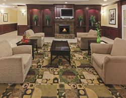 La Quinta Inn & Suites by Wyndham Houston-Magnolia Genel