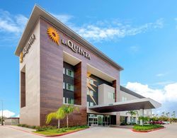 La Quinta Inn & Suites by Wyndham McAllen Convention Center Öne Çıkan Resim