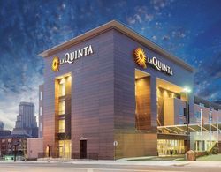La Quinta Inn & Suites by Wyndham Memphis Downtown Dış Mekan