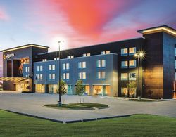 La Quinta Inn & Suites by Wyndham Wichita Northeast Dış Mekan