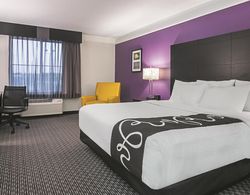 La Quinta Inn & Suites Detroit-Utica Genel