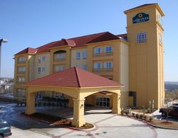 La Quinta Inn & Suites Fort Worth Lake Worth Genel