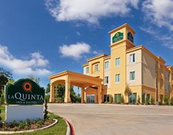 La Quinta Inn & Suites Marshall Genel