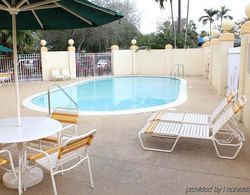 La Quinta Inn & Suites Miami Cutler Ridge Genel