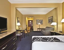 La Quinta Inn & Suites Mt. Laurel - Philadelphia Genel