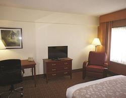 La Quinta Inn & Suites New Haven Genel