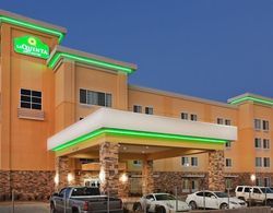 La Quinta Inn & Suites Tulsa - Catoosa Genel