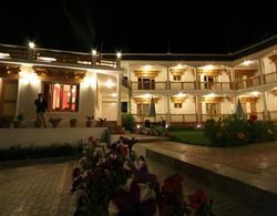 Hotel Ladakh Inn Dış Mekan