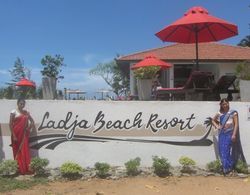 Ladja Beach Resort Dış Mekan