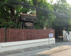 Lamchang Guesthouse Dış Mekan