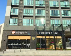 Landmark Hotel Dış Mekan