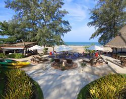 Lanta Castaway Beach Resort Dış Mekan