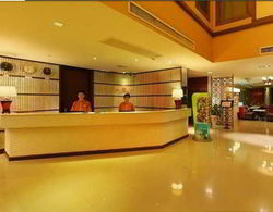 Lantana Resort Hotel Lobi