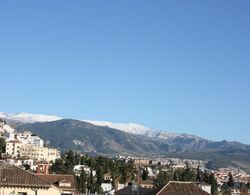 Las Golondrinas de La Alhambra Genel