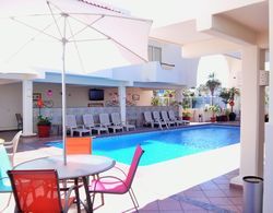 Las Palmas Hotel & Suites Havuz