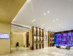 Lavande Hotel - Guangzhou Jiahe Wanggang Metro Station Lingnan New World Lobi