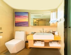 Lavande Hotel Qingdao Wusi Plaza Branch Banyo Tipleri