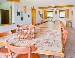 Lavish Holiday Home in Malmedy With Sauna Yerinde Yemek
