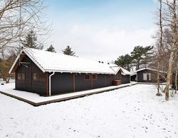 Lavish Holiday Home in Rødby With Sauna Dış Mekan