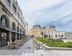 Hotel Le Café de Paris Dış Mekan