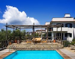 Le Capannelle-tosca Residence Apartment With Pool Parking AC Oda