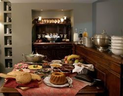 Le Convivial Luxury Suites & Spa Kahvaltı