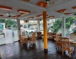 Legend Hotel Chitral Yerinde Yemek