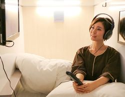 LEO YU CAPSULE HOTEL Funabashi Öne Çıkan Resim