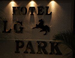 LG Park Hotel Dış Mekan
