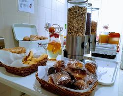 Lisboa Central Hostel Kahvaltı