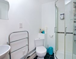 Liverpool City Stays - Liverpool Entire Place - Close to Airport EE1 Banyo Tipleri