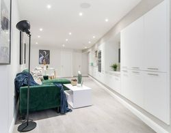 Livestay - 2 Bed Hollywood Movie Themed Apt Oda Düzeni