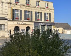 Logis Loire Hotel Dış Mekan