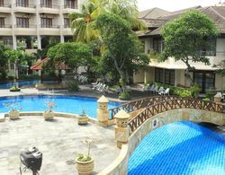 Lombok Raya Hotel Mataram Genel